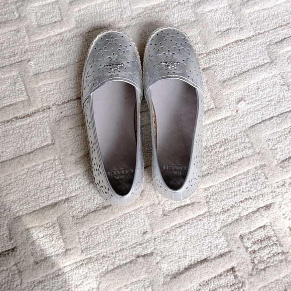 NIB Coach Laser Cut Leather Espadrilles - Picture 5 of 7